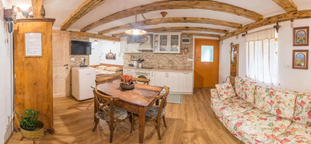 Rustic Petra Apartment *